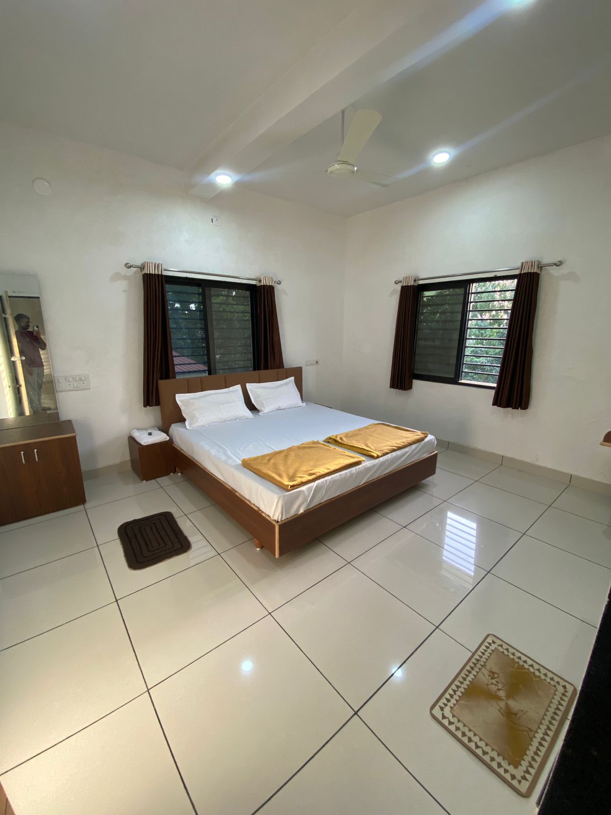 Non-AC Room at Hotel Rameshwar